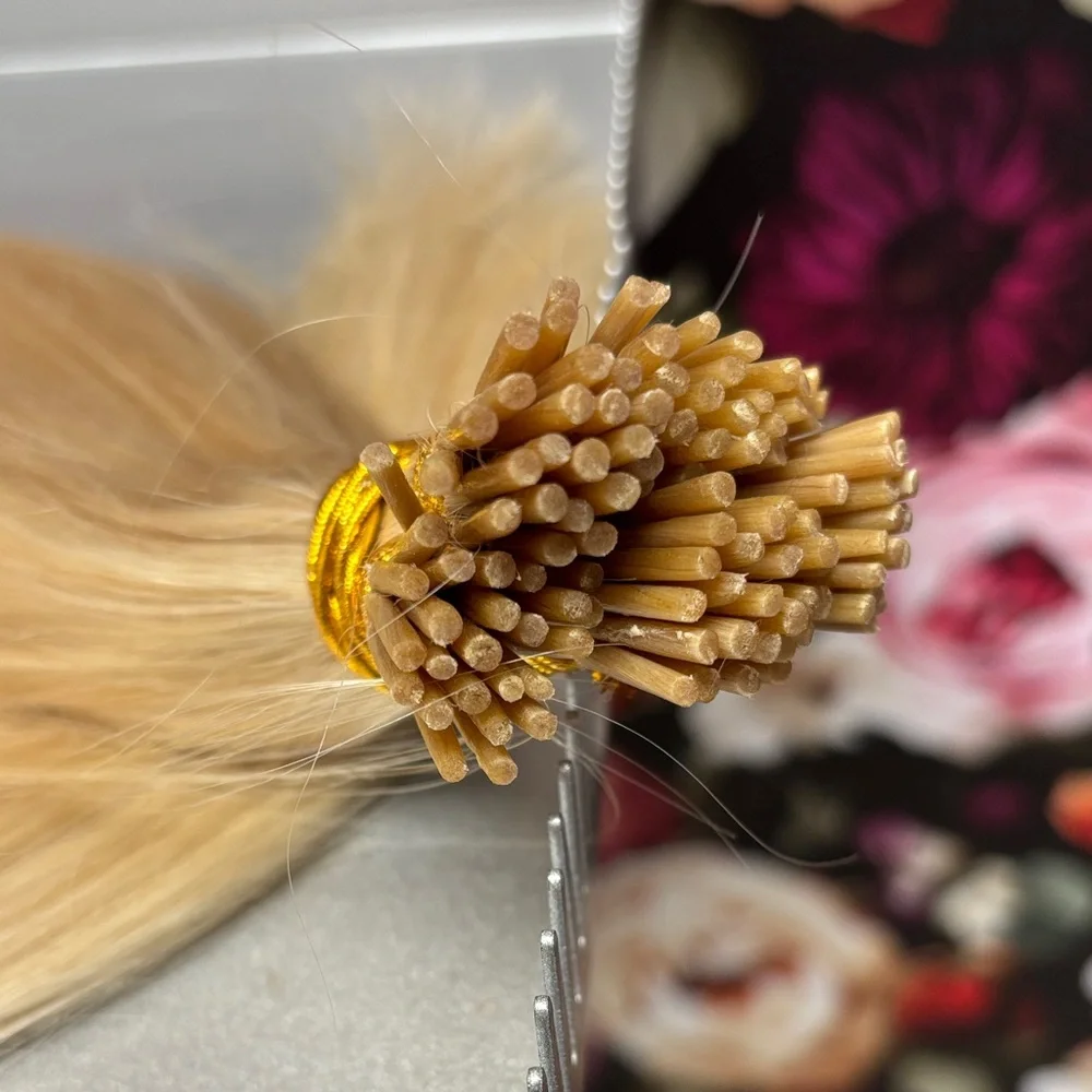 22” I-tip extension 100% human hair 125 pieces per bundle. Light blonde